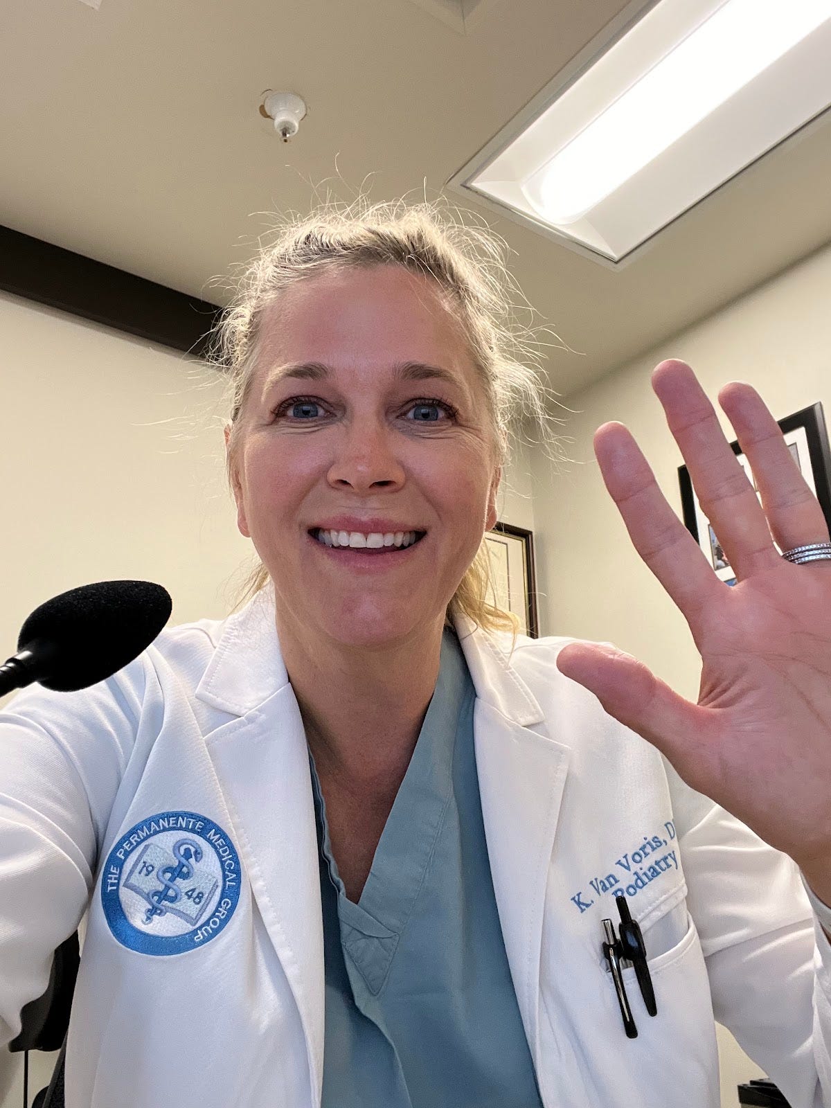 First semester of college surrounded by people yet lonelier than ever