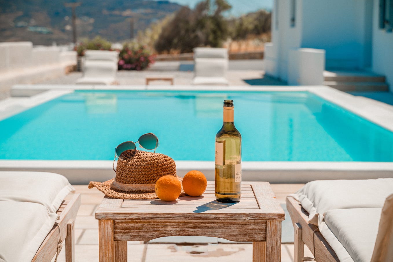 ️ I’m currently eating a freshbaked croissant by the side of a road