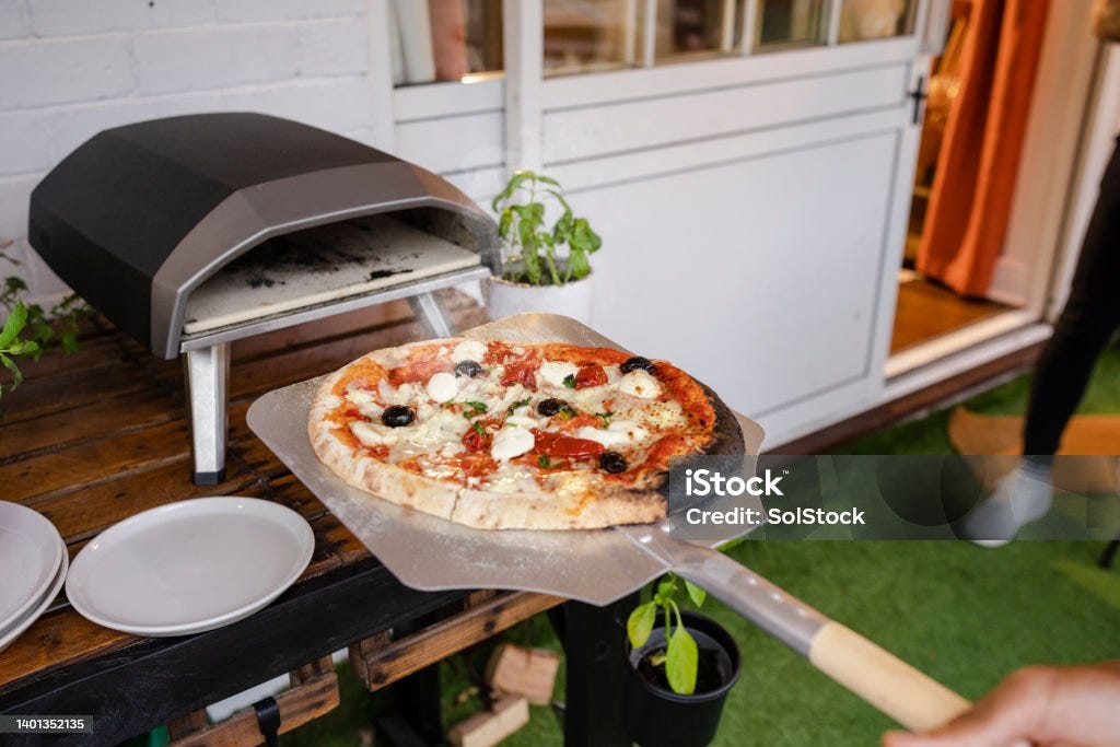 Best Way to Warm Pizza in Oven A StepbyStep Guide by A.B.M