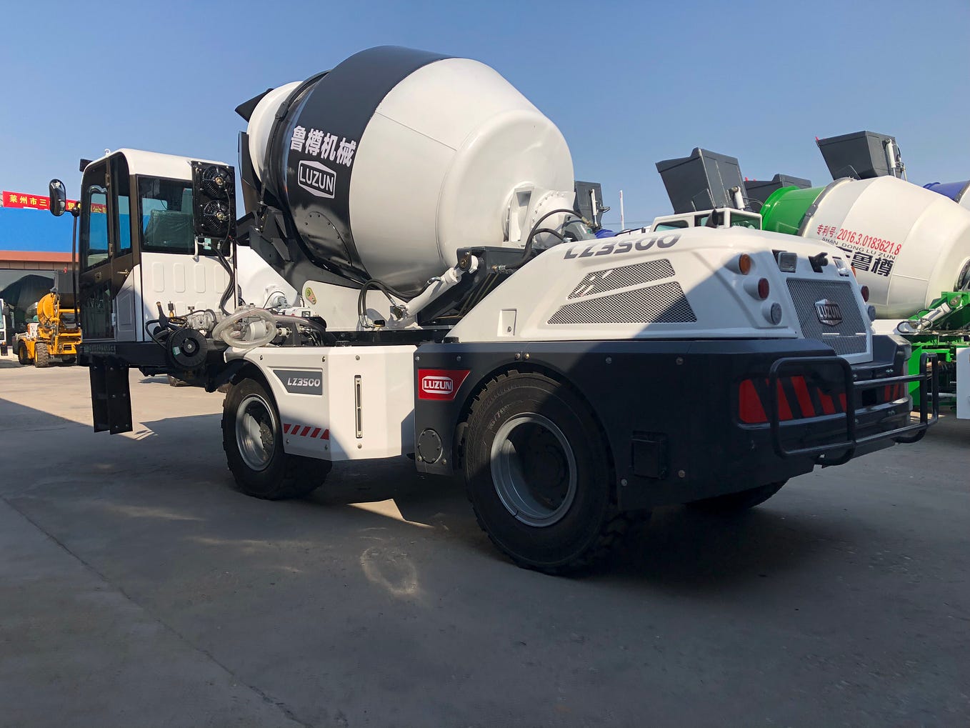 How Long Can Concrete Stay in Mixer Truck? by Luzun Machinery Medium