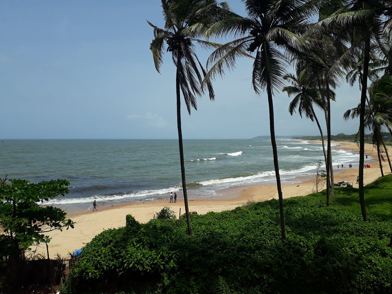 Route trino queries dynamically using Trino Gateway by Kidong Lee