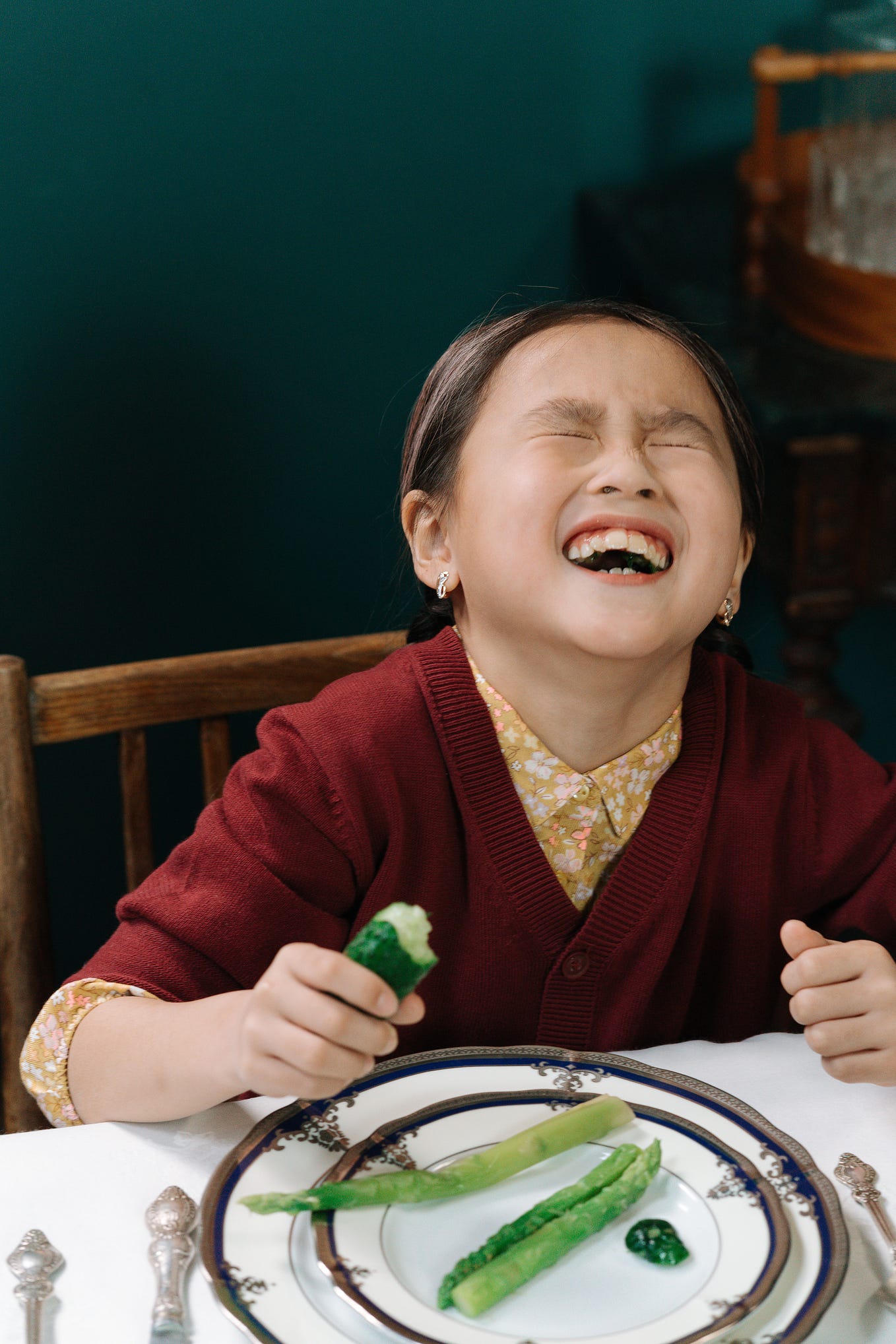 TDD, BDD in Javascript World. Node. Writing Cucumber features. 3/5 by