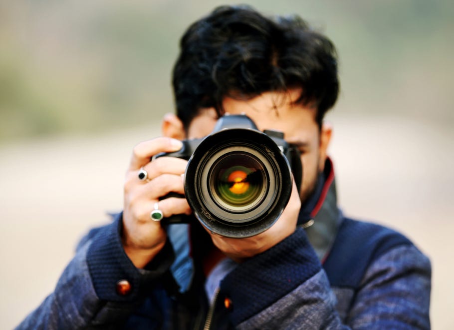 How to Take Professional Photos in Adelaide? by Proshots Event
