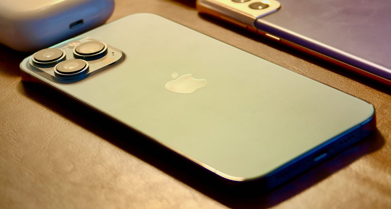 I Tried to Replace My M4 iPad Pro with a MacBook Pro — Here’s What