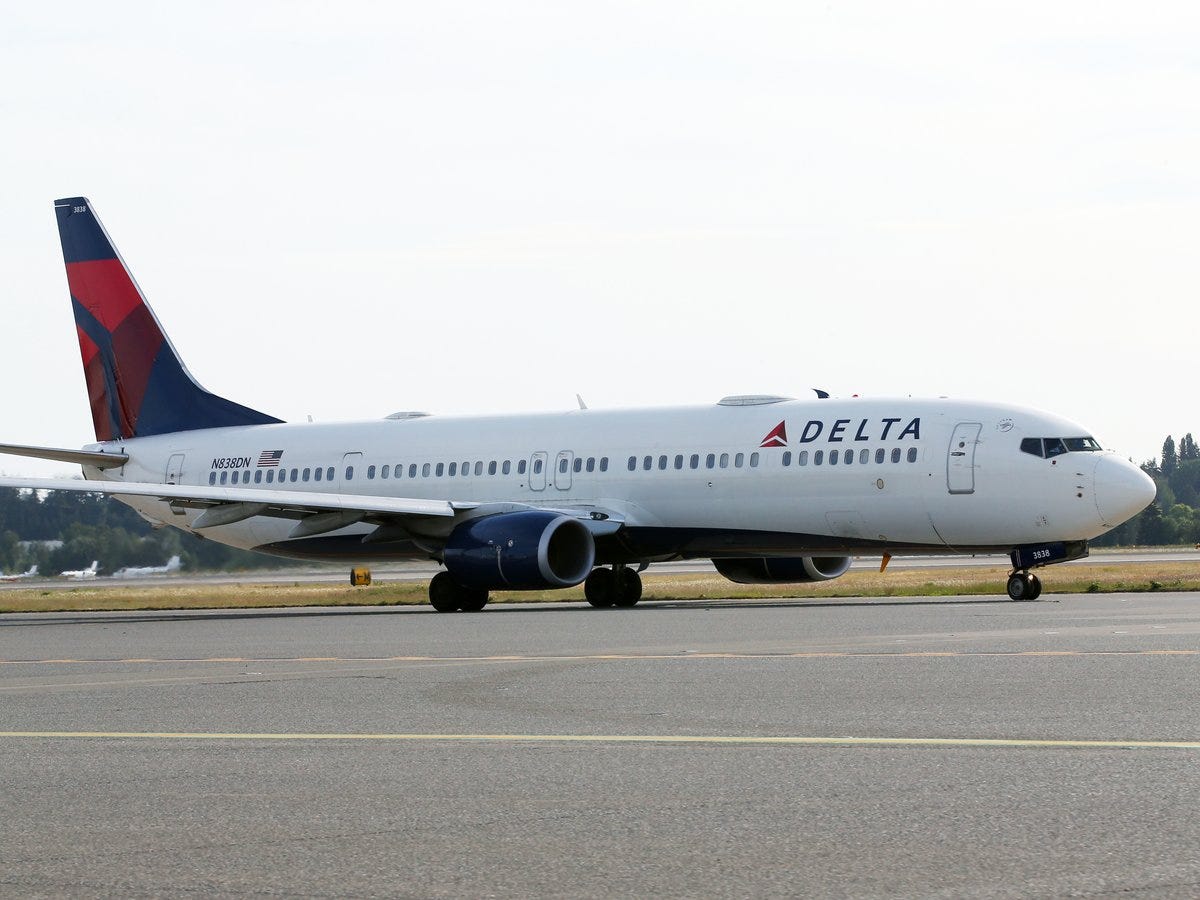 How do Delta airlines change name on ticket? Helpdesk Reservations