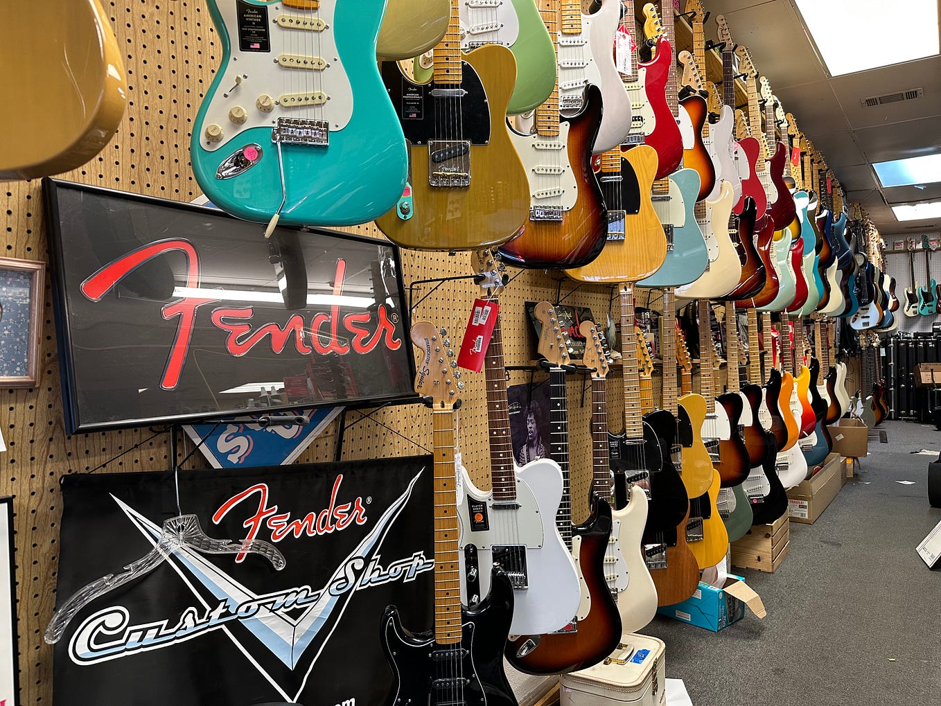 Fender 1962 Custom Tele at Southpaw. Southpaw Guitars Medium