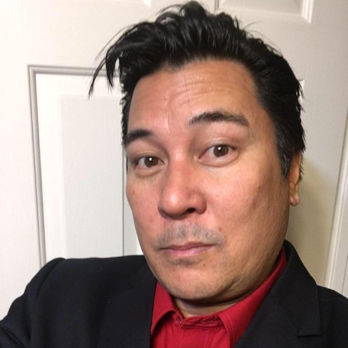 About Ronnie Reyes Medium