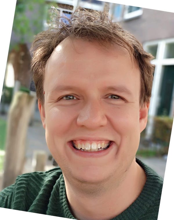 Jos van Essen Medium