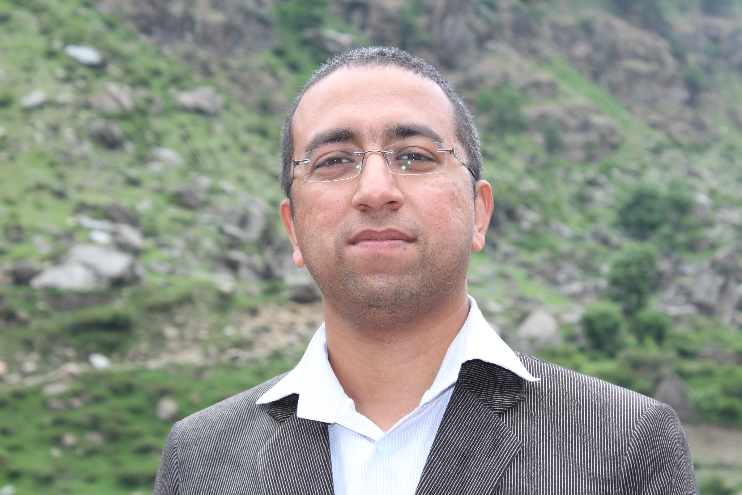 About Zeeshan Qureshi Medium