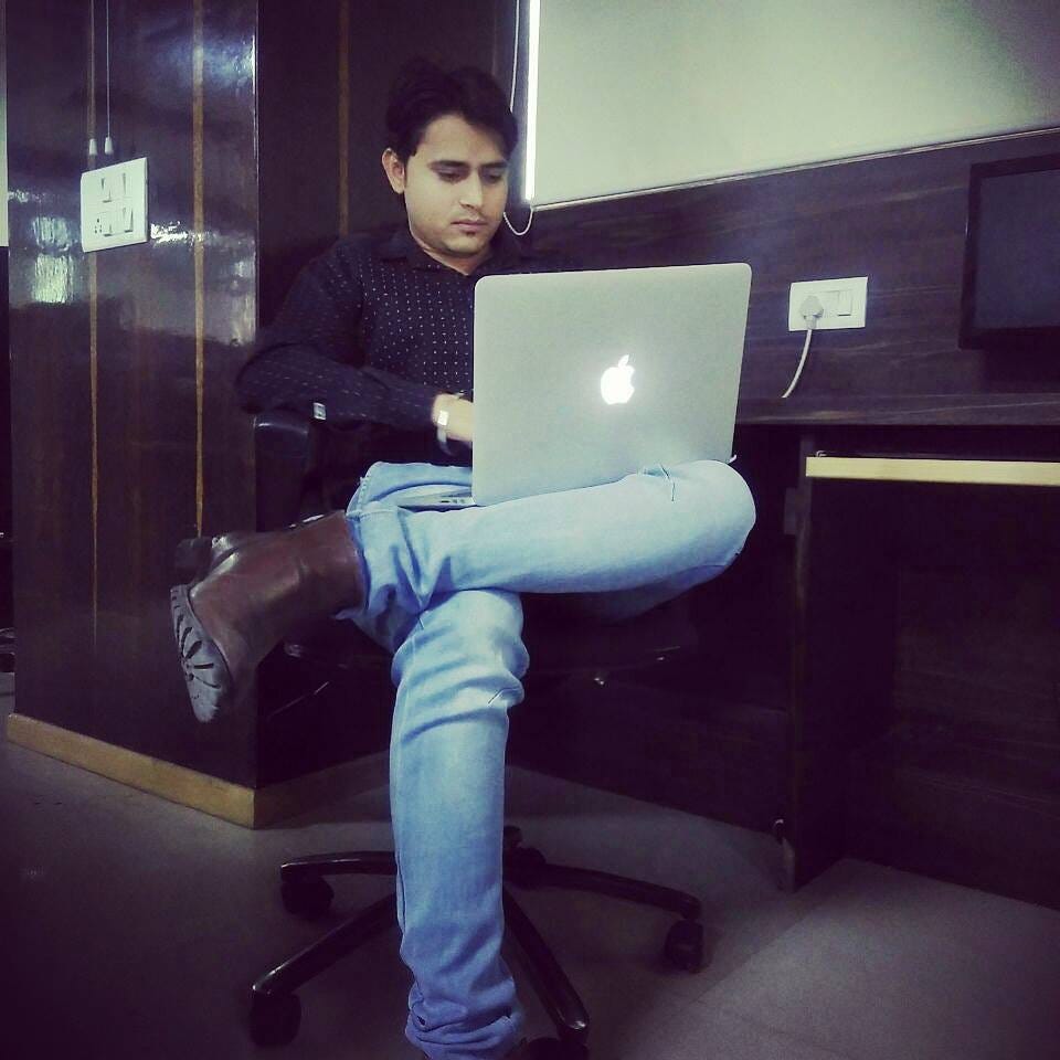 About Ravi Kant Medium