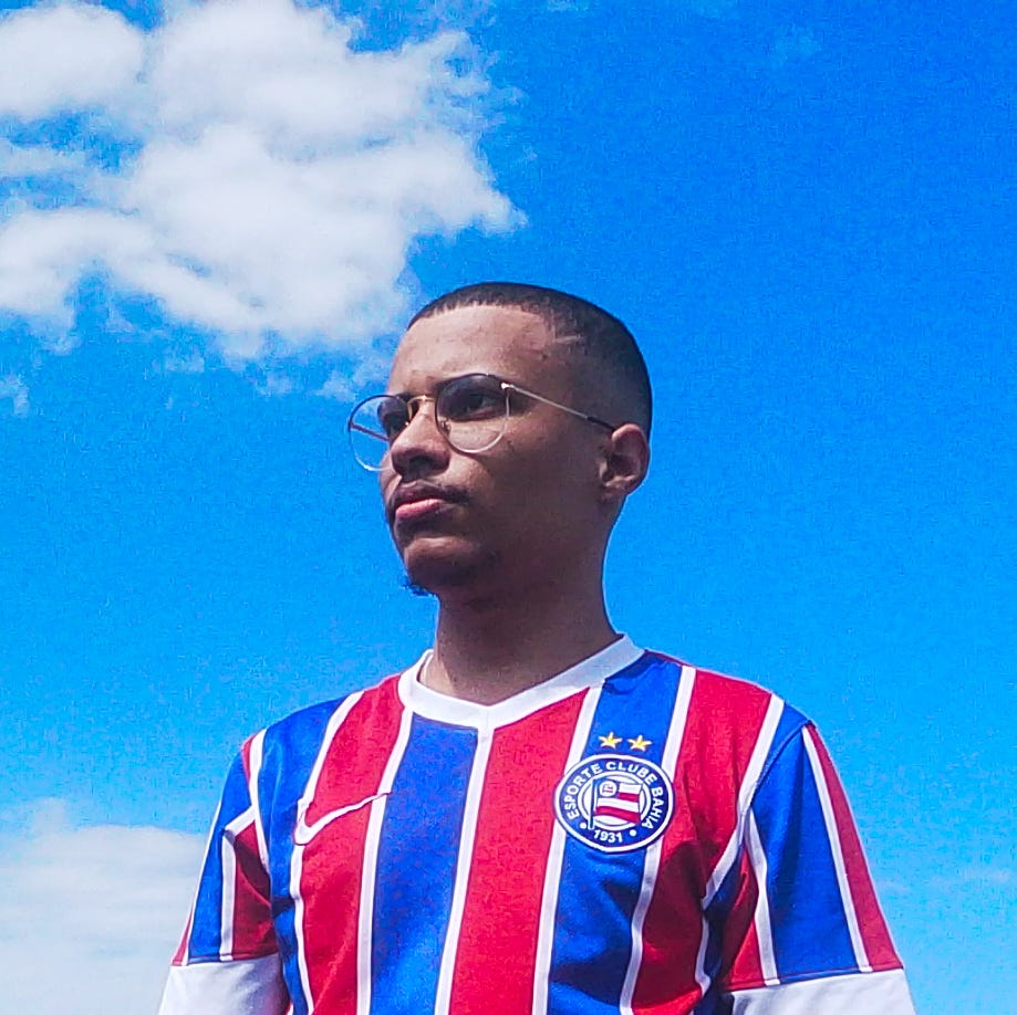 Helio Júnior Medium