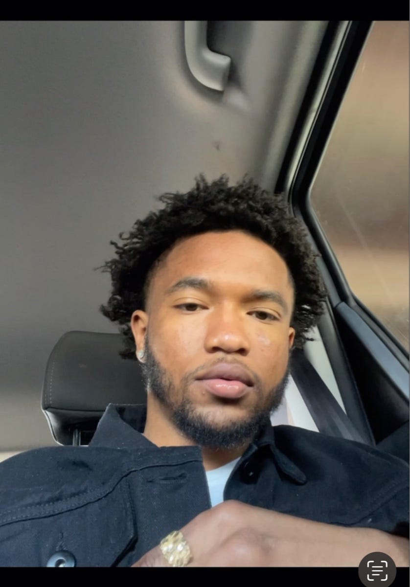 Robert Scales Medium