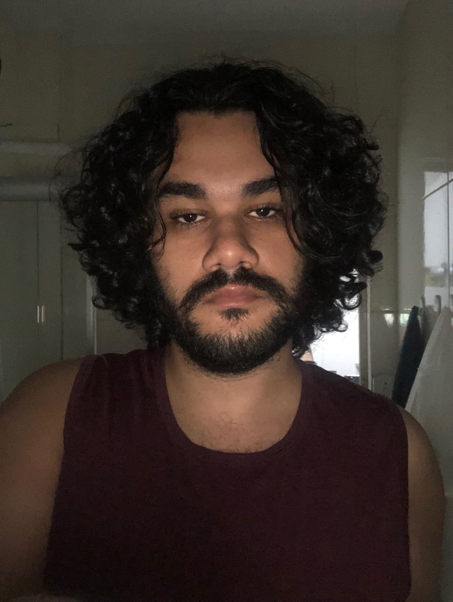 About Victor Neves Medium