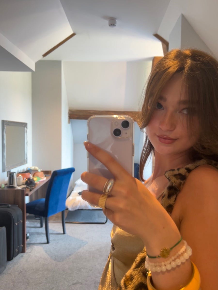 Lola Clark – Medium