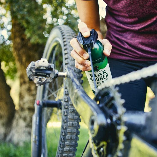 How to Lubricate and Clean Your Bike Chain by Gear Hugger Medium