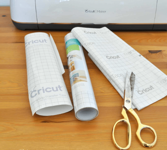 How to Use Transfer Tape Cricut? [Types and Methods] by Robert Jr