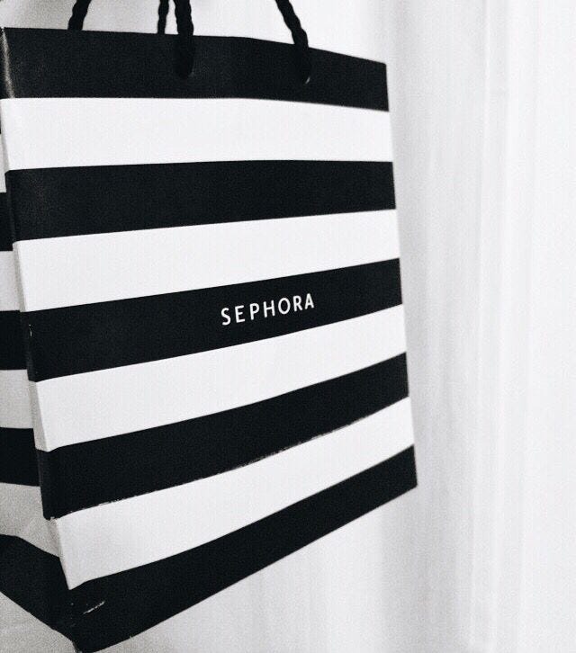 5 Dirty Secrets That Sephora Doesn’t Want You To Know (From an Ex(03)