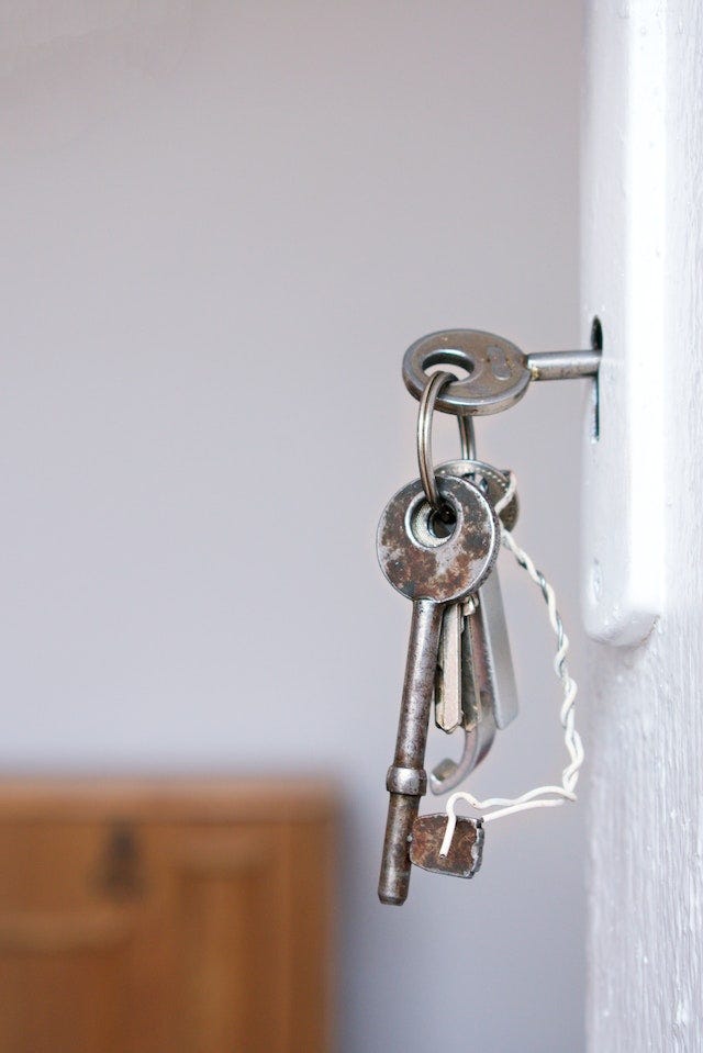 HOW TO SOLVE THE PROBLEM WITH A JAMMED LOCK? by Missaifahmed Medium