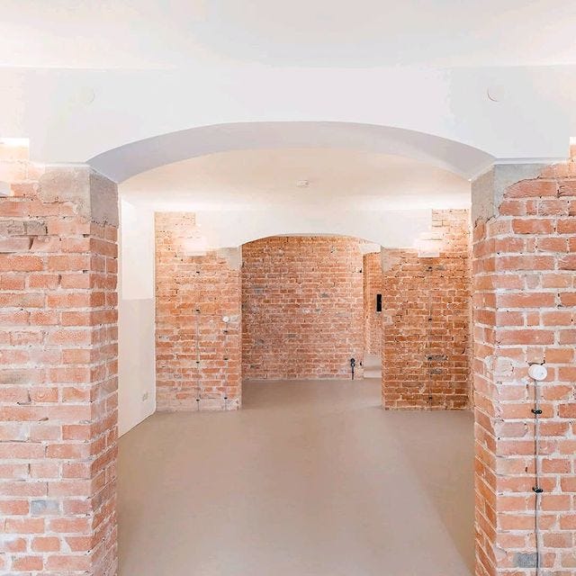 Linoleum Flooring Dubai Linoleum Flooring is generally more affordable