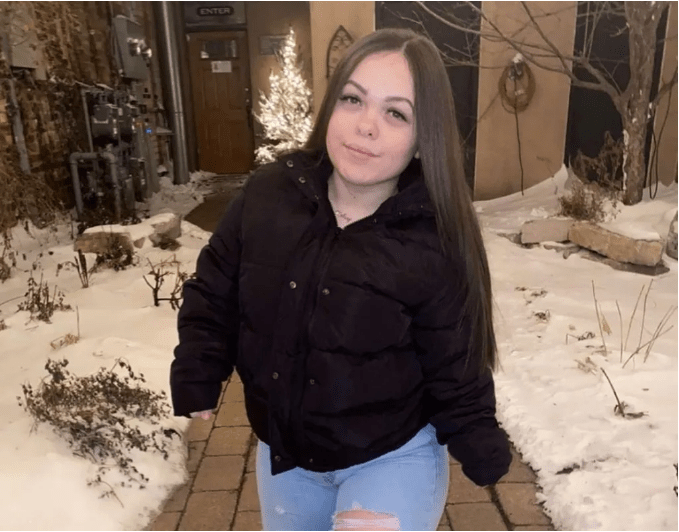 Kelsey Lawrence Nude Height Age Family Career Net Worth Personal Life(03)