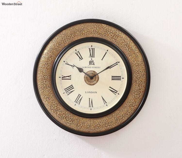 The Art of Choosing A Comprehensive Guide to Wall Clock Sizes and