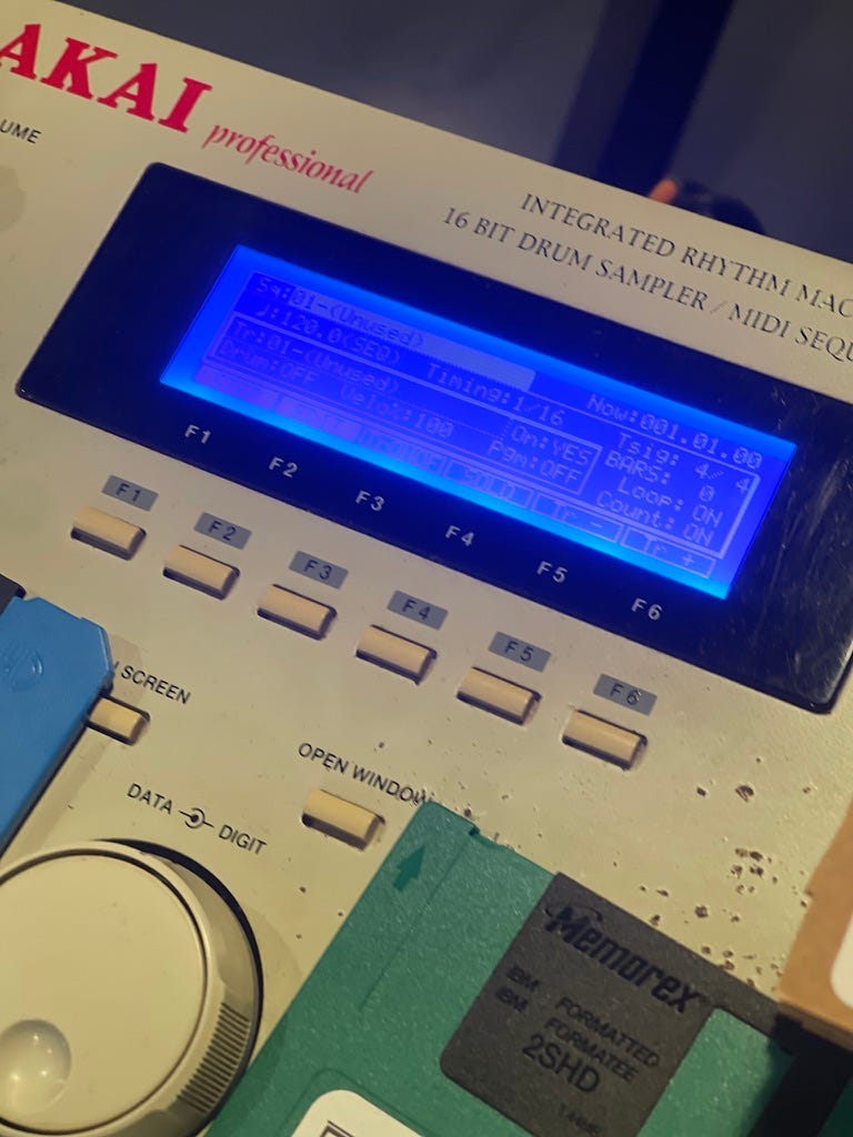 How to use the MPC2000 as a MIDI controller in Ableton BOOT DISK AND