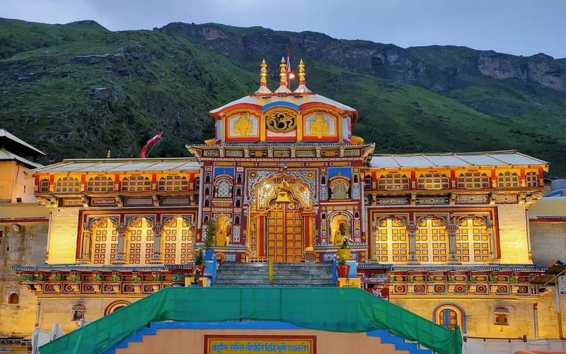 15 Places to Visit in Badrinath Dham by Pilgrimage Tour Medium