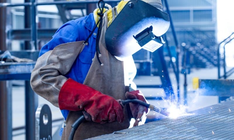 How to Choose Your First Welding Machine | by The Noob Gamerz | Jun