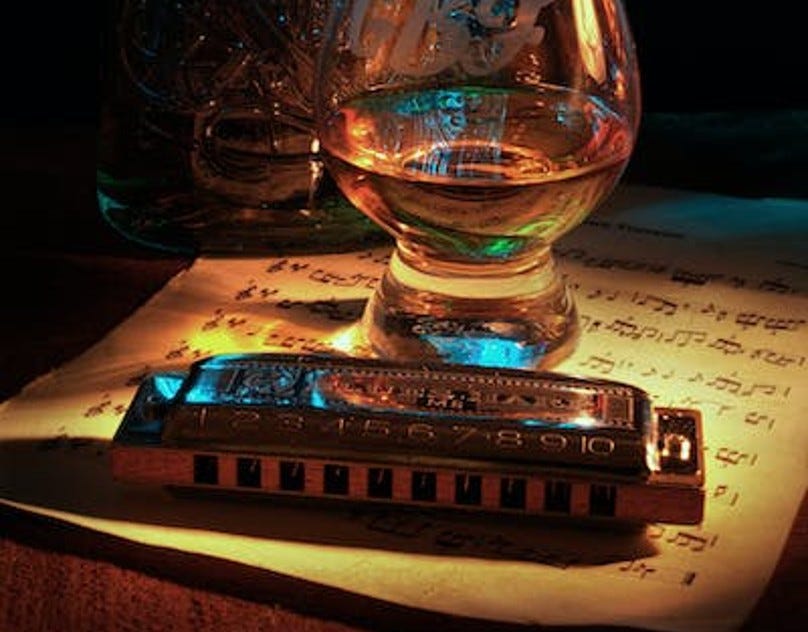 Why Do People Love the Lee Oskar Harmonica? HARMONICALAND Medium