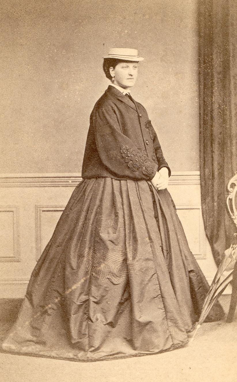 Dating Victorian photographs from the dress detail by Nick Seagrave