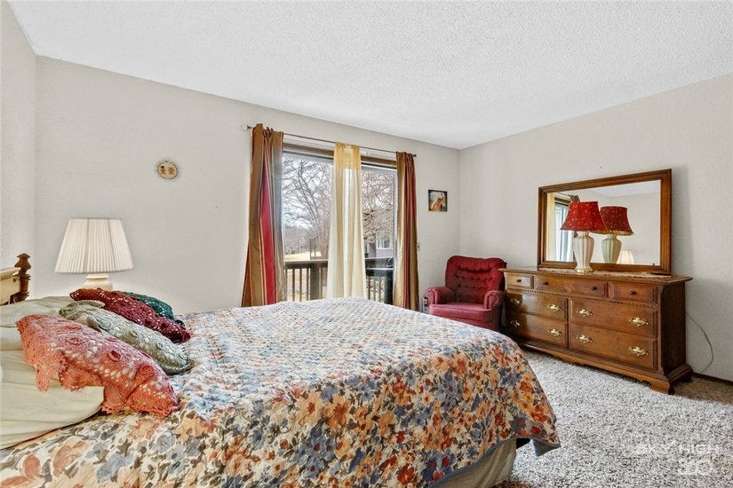 What can an estate agent do to help me buy a house? by 12 Stones NWA