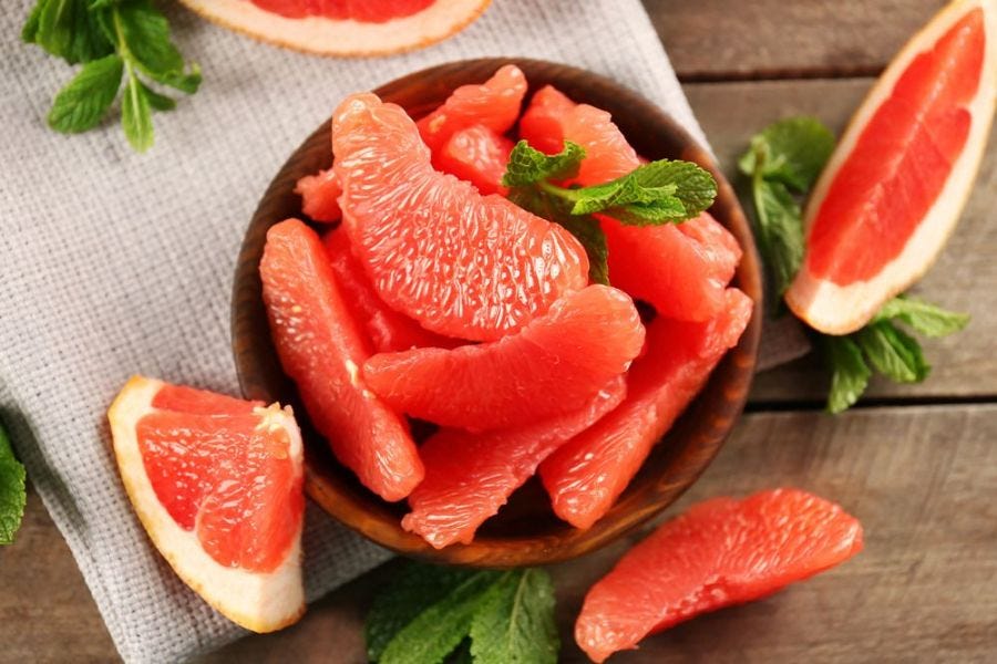 Eating grapefruit during pregnancy by lady and healht Medium