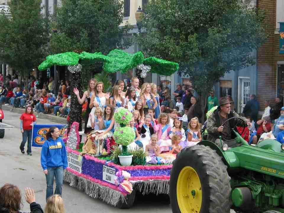 Mardi Gras Parade Float Supplies