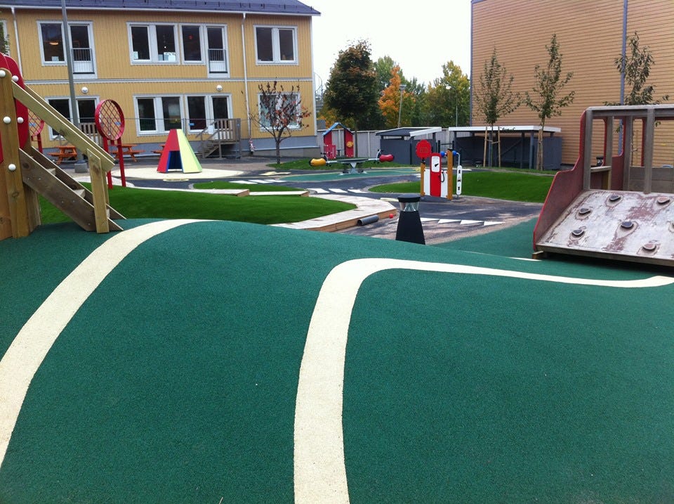 Go Nontoxic and Avoid Health Hazards with Artificial Grass by Eva