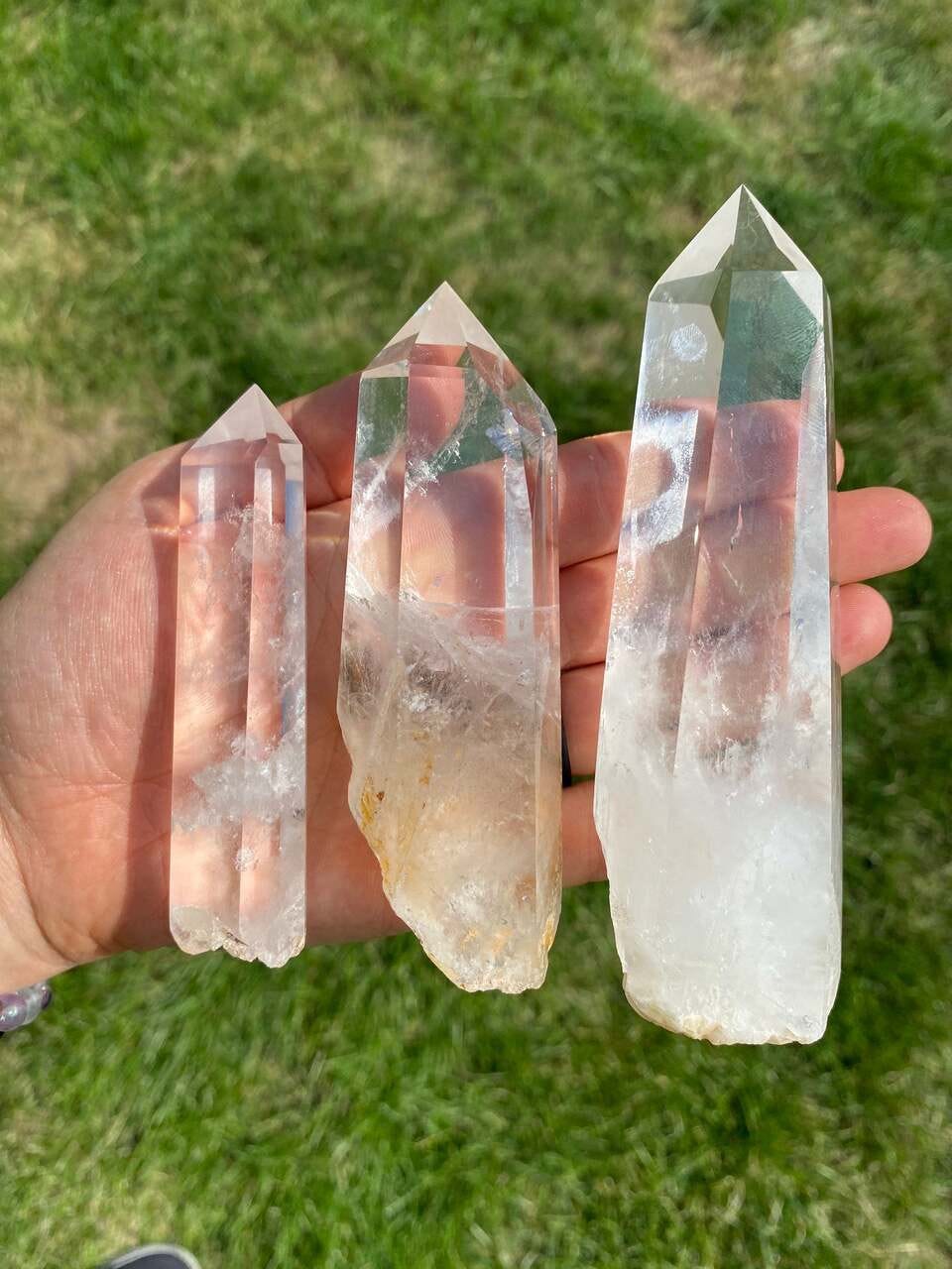 Clear Quartz Crystal Properties. Healing, Amplifying, Clarity by Gems
