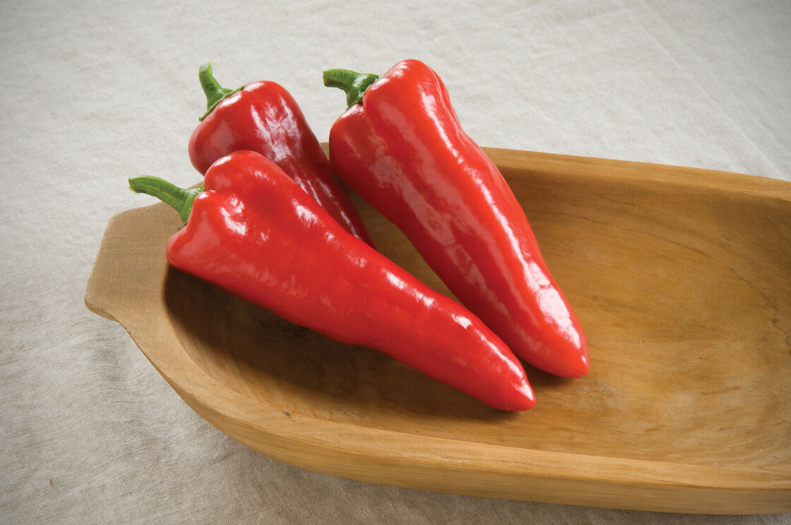 Итальянский перец Кармен (Carmen Italian Sweet Chili Peppers) mirperca.ru