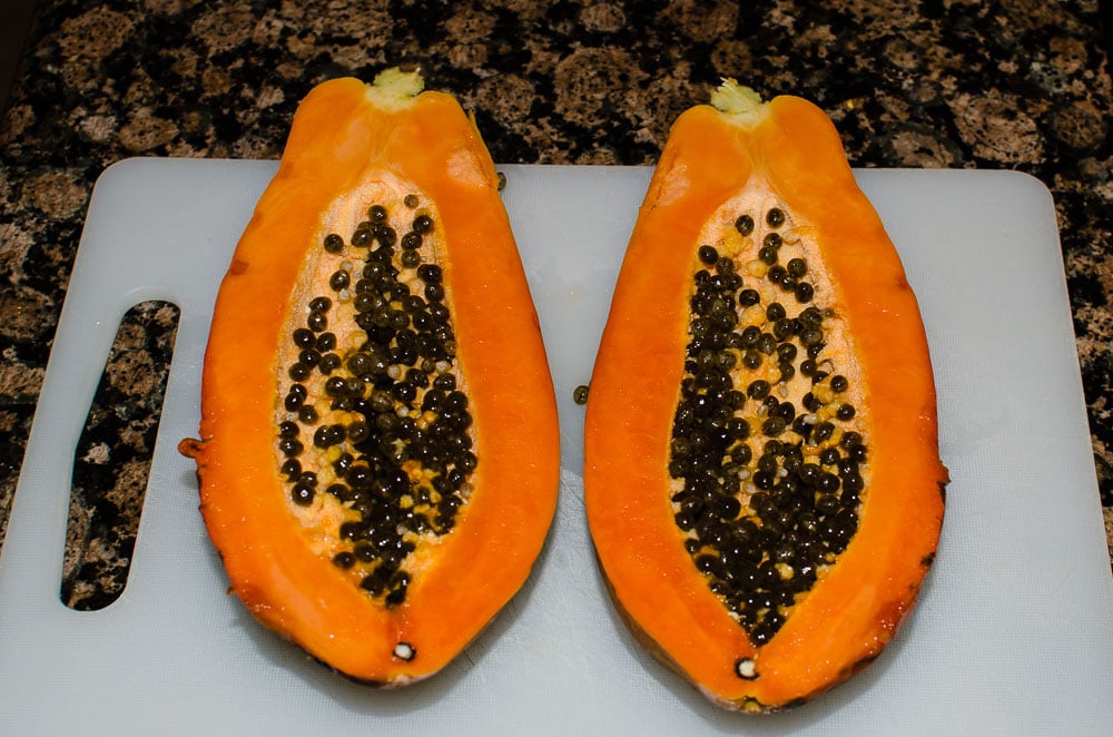 Growing Papayas in Texas A Tropical Challenge Through the Mirror.....