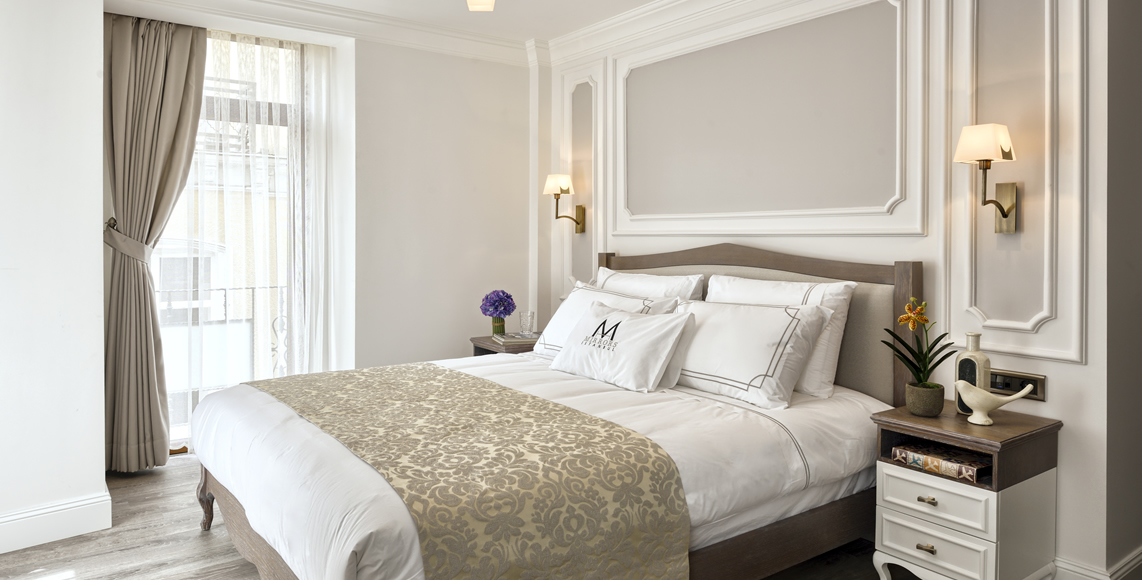 Mirrors Hotel Istanbul