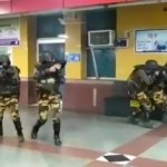 Uttarakhand हरिद्वार रेलवे स्टेशन में आतंकियों ने यात्रियों को बनाया बंधक, पुलिस ने की कार्रवाई, पूरी खबर पढ़ें
