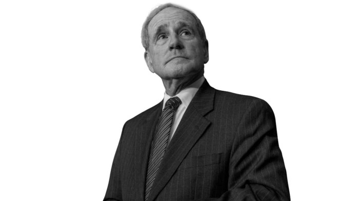 James Risch Photos and Premium High Res Pictures - Getty Images