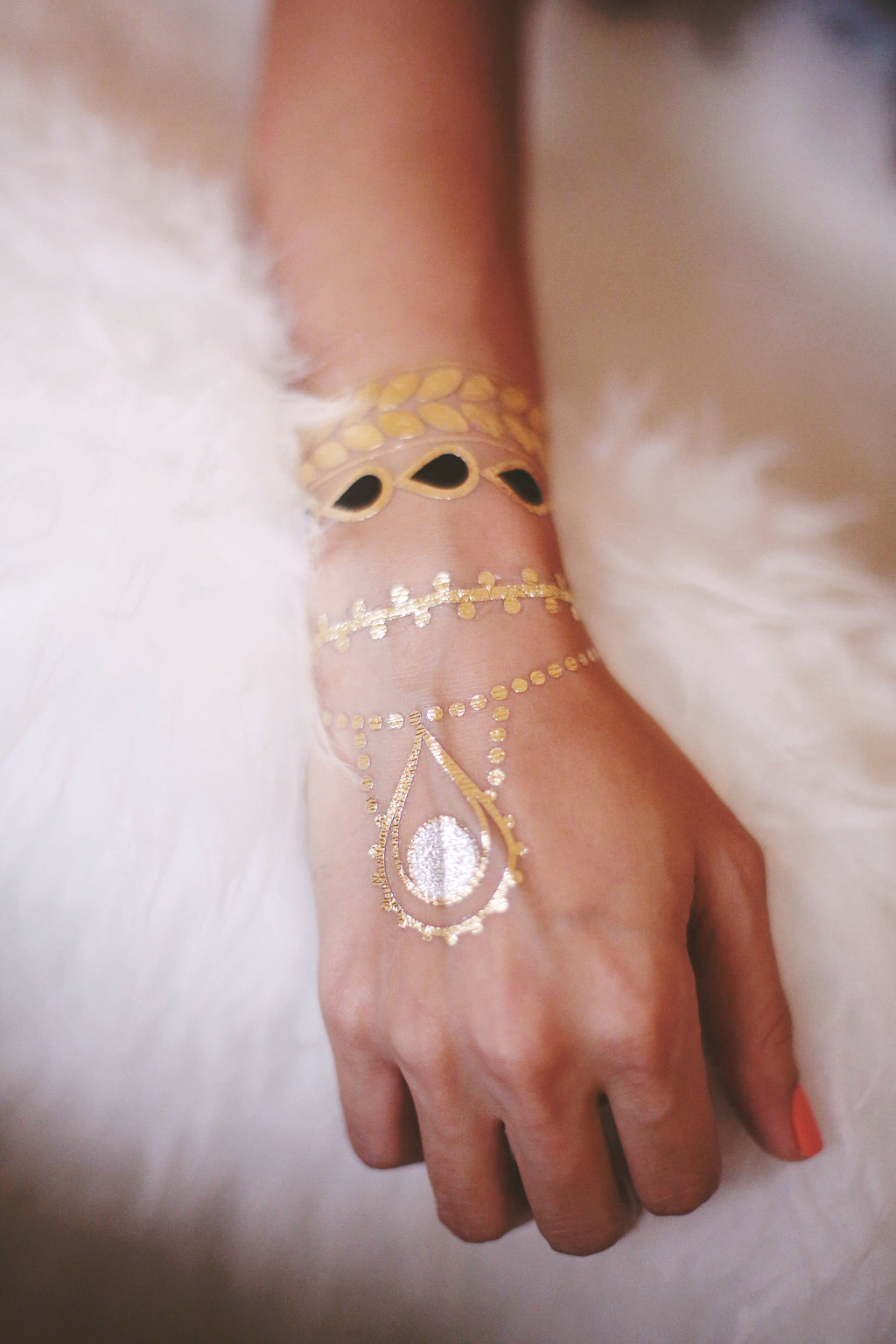 Flash Tattoos (Zahra) Misses Boy