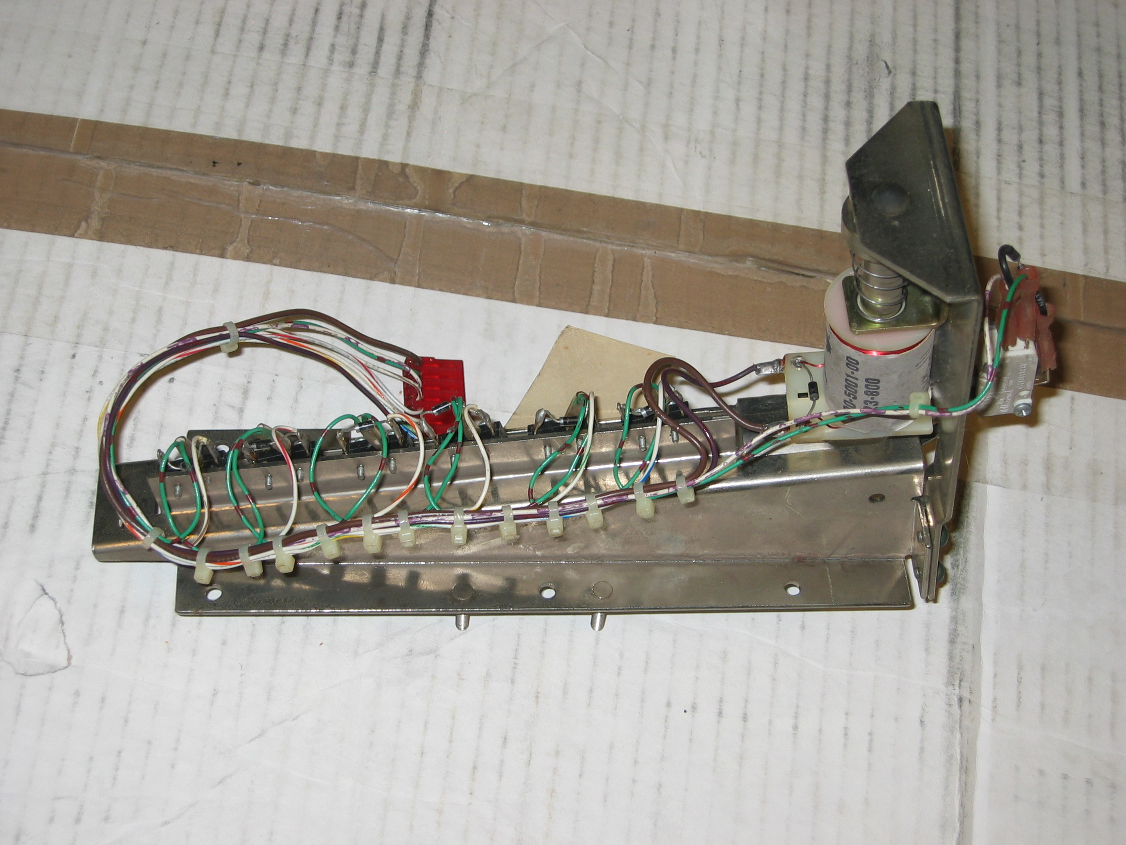 Index of /pinball_parts