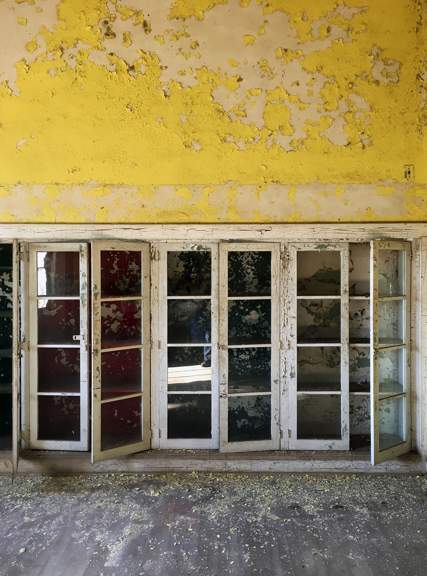 Inside a school in rural Ohio r/urbanexploration