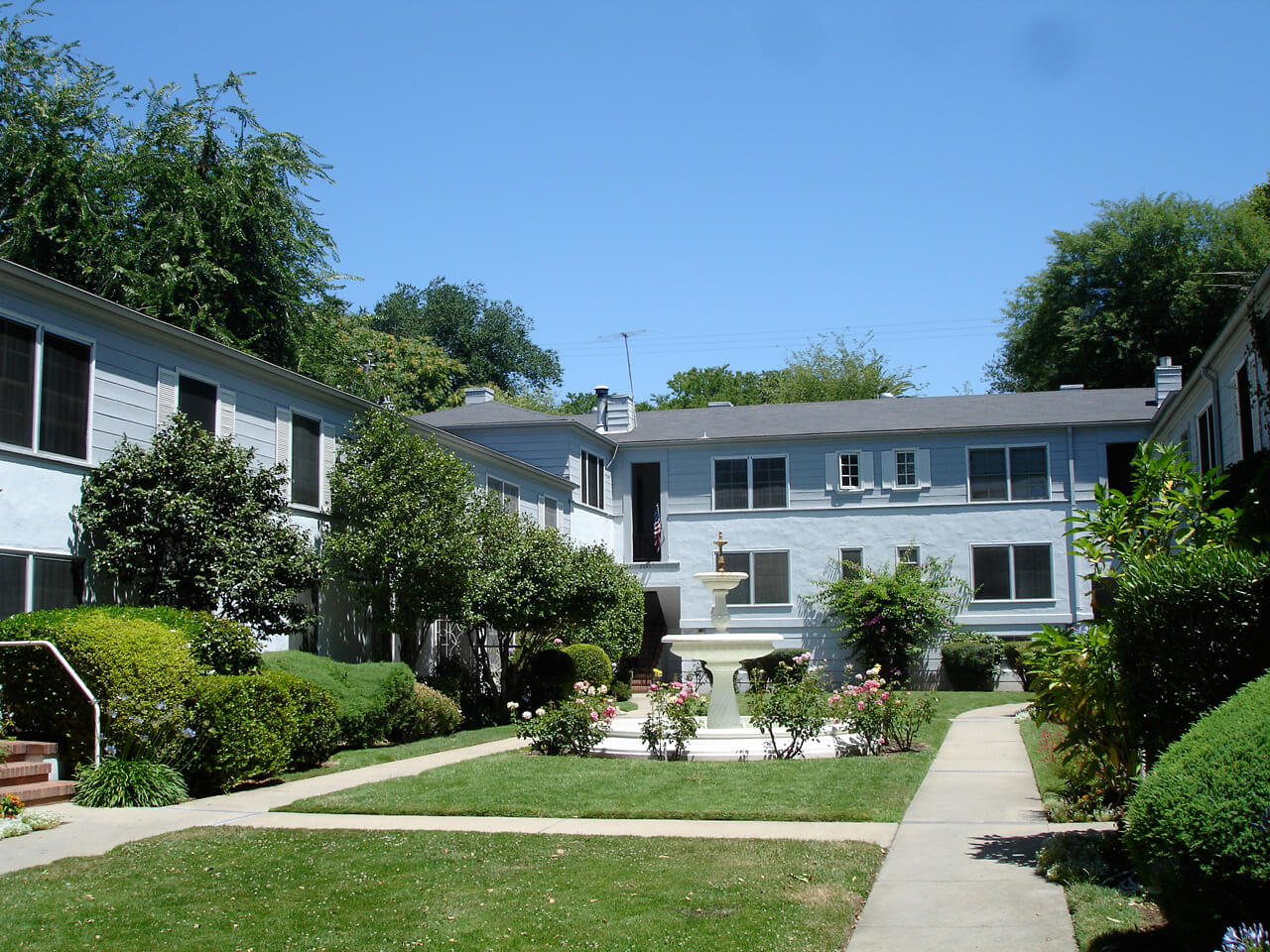 Courtyard Building — Missing Middle Housing
