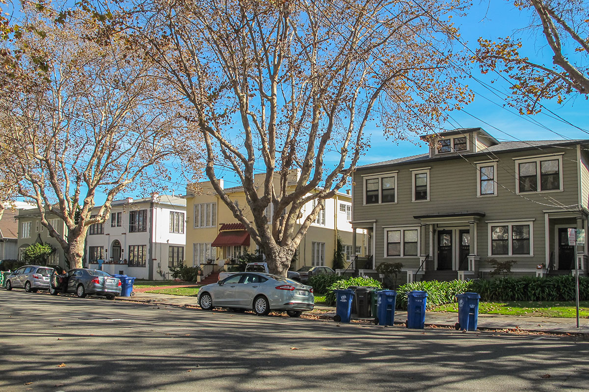 Fourplex Berkeley, CA — Missing Middle Housing