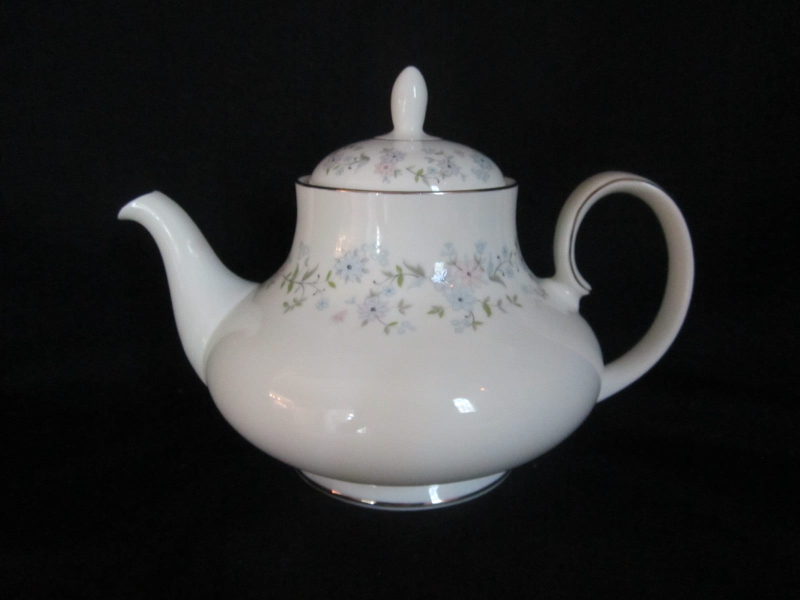 Royal Doulton Amersham Teapot Missing Pieces Discontinued Tableware