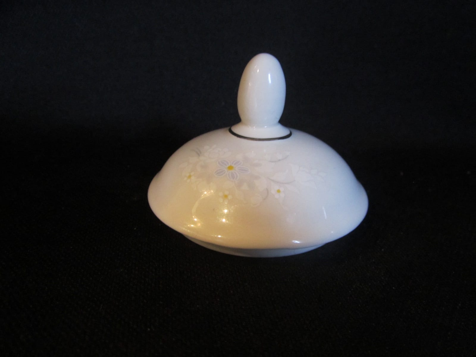 Royal Doulton Bedford TC1116 Sugar Lid Only Missing Pieces