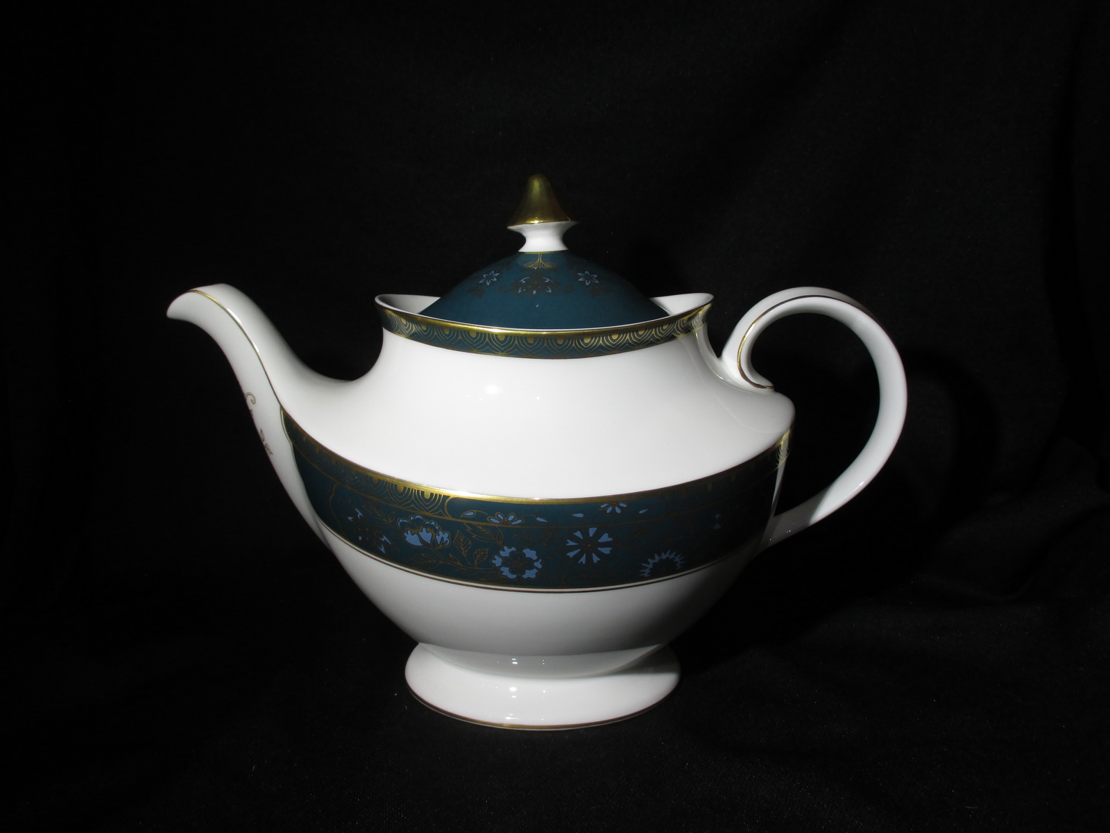 Royal Doulton Carlyle H5018 Teapot Missing Pieces Discontinued