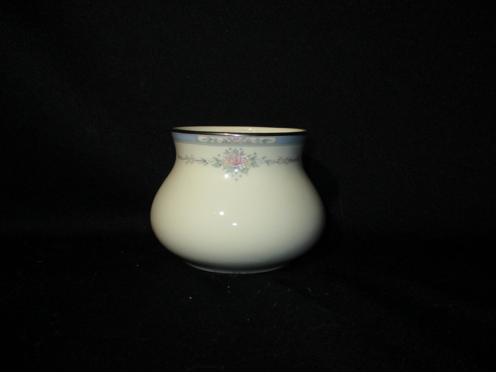 Royal Doulton Lisa H5154 Sugar Base Only Missing Pieces Discontinued