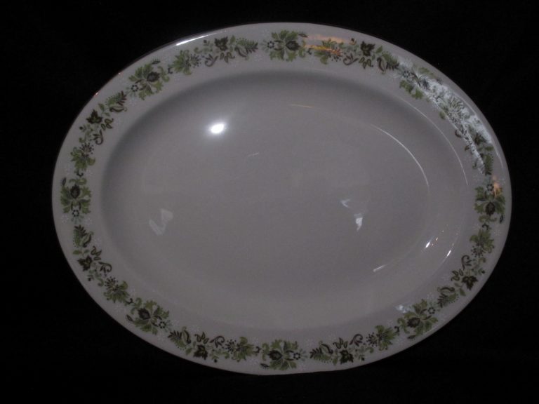 Royal Doulton Vanity Fair TC1043 Oval Platter 13 inch Missing